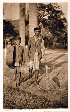 /data/Original Prints/Portraiture, Portraits, Occupations, Trades and Professions, People/MUNICIPAL ROAD SWEEPER.jpg